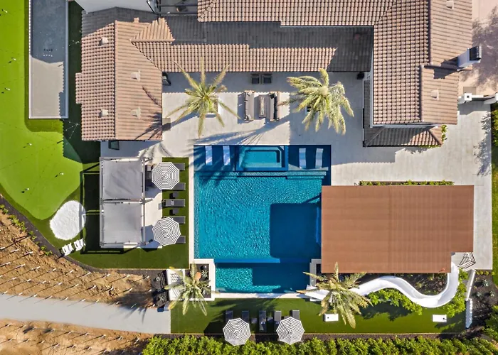 Vaquero By Fieldtrip Modern Wine Country Resort