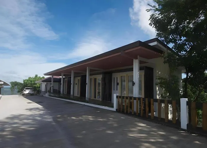 Ultra Winds Mountain Resort (Adults Only)