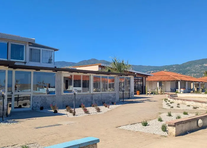 Patti Beach Resort