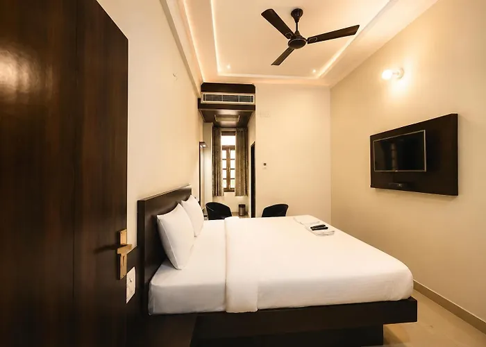 Hotel Four Season In Varanasi