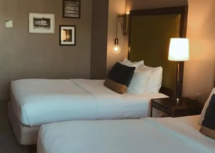 Hotel Alaska