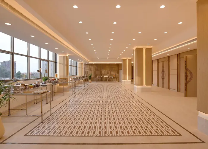 Lemon Tree Hotel, Bharuch