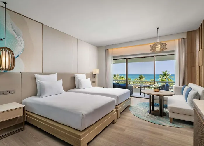 Pullman Phuket Karon Beach Resort