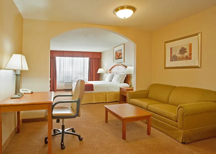 Holiday Inn Express Hotel & Suites Logansport By Ihg