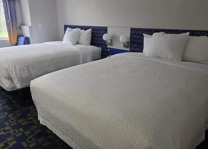 Microtel Inn & Suites By Wyndham Hagerstown By I-81