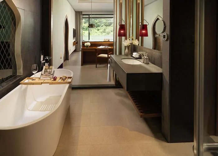 Avista Hideaway Phuket Patong - Mgallery