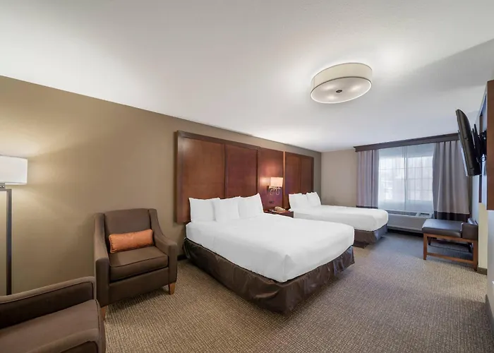 Comfort Suites Red Bluff Near I-5