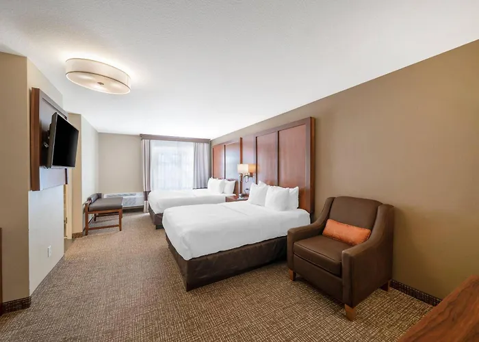 Comfort Suites Red Bluff Near I-5