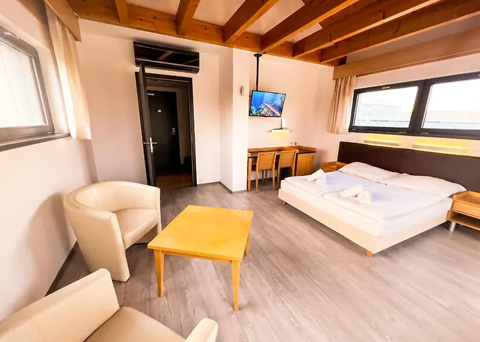 Hotel Zabcice