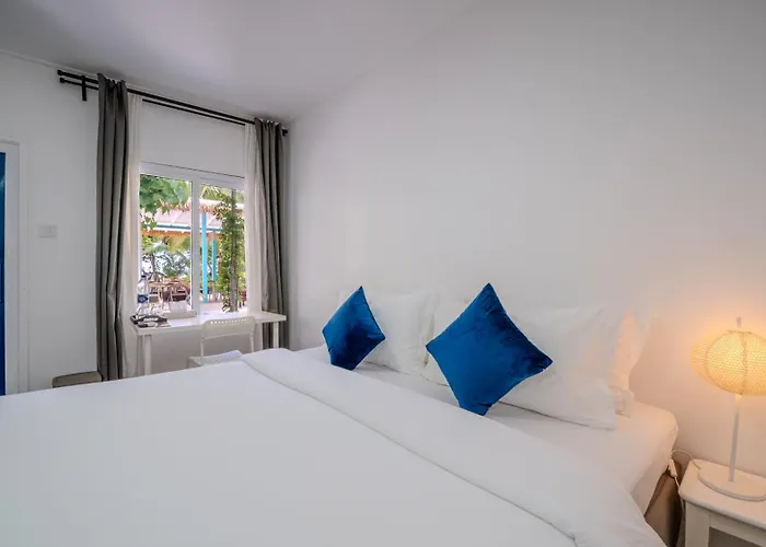 Lvis Blancura Hotel