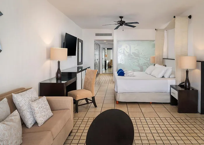 Ocean Coral Riviera Cancun All Inclusive (Adults Only)