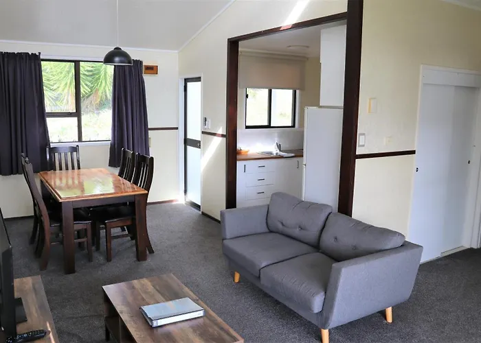 Opononi Resorts