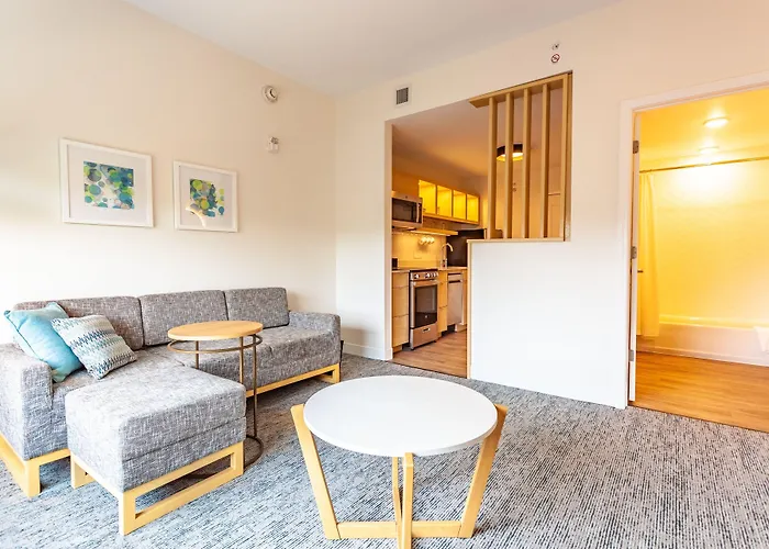 Towneplace Suites By Marriott Raleigh - University Area
