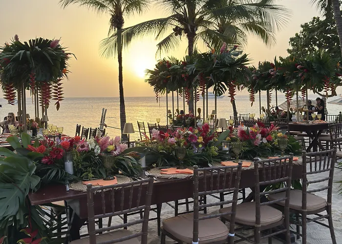 Kimpton Grand Roatan Resort And Spa By Ihg