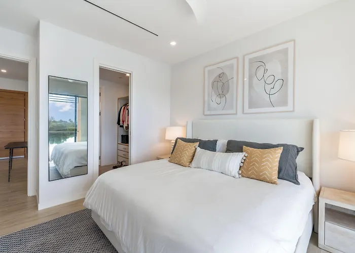 Family resorts in George Town