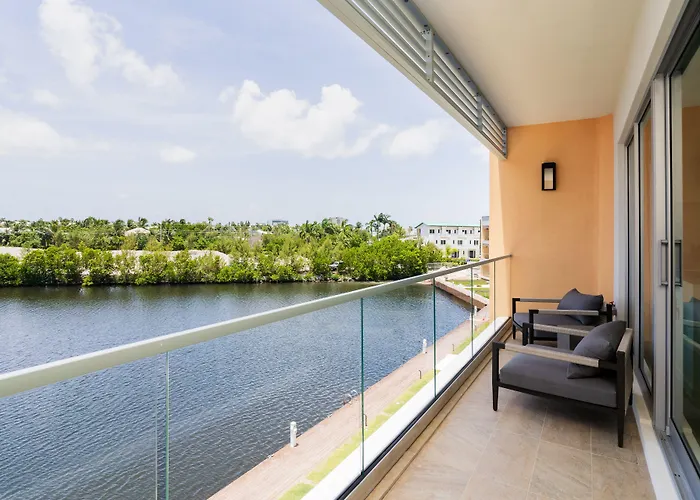 One Canal Point