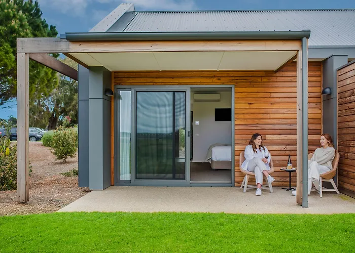 13Th Beach Golf Lodges