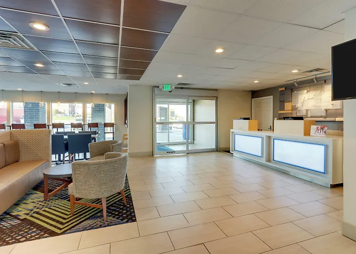 Holiday Inn Express - Cincinnati North - Monroe By Ihg