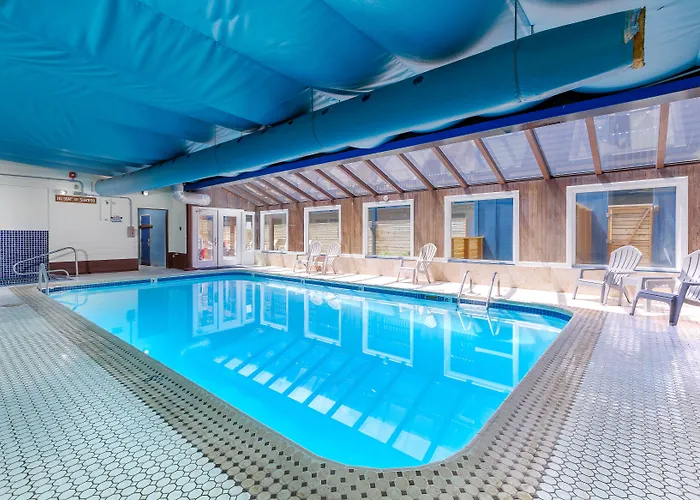 Surfland Hotel