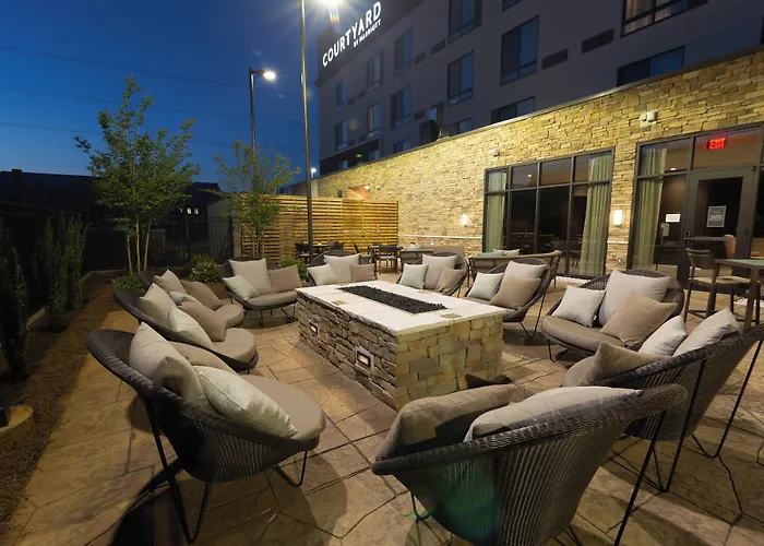 Courtyard By Marriott Cartersville