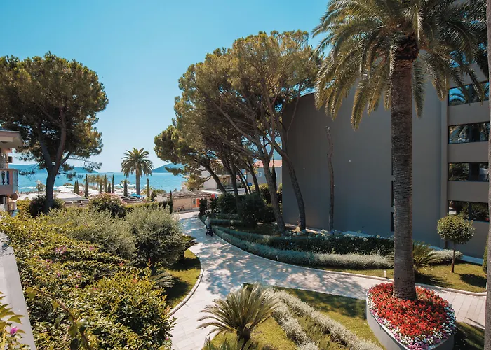 Palmon Bay Hotel & Spa
