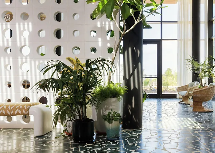 Hotel Indigo Grand Cayman By Ihg
