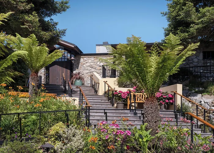 Carmel Highlands Resorts