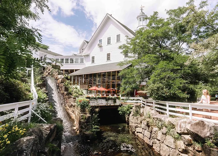 Meredith Resorts
