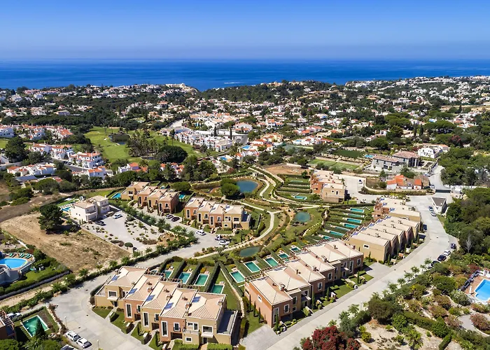 Vale De Milho Village