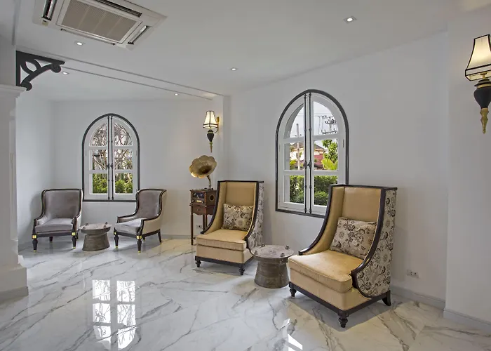 Le Thatluang D'Or Boutique Hotel