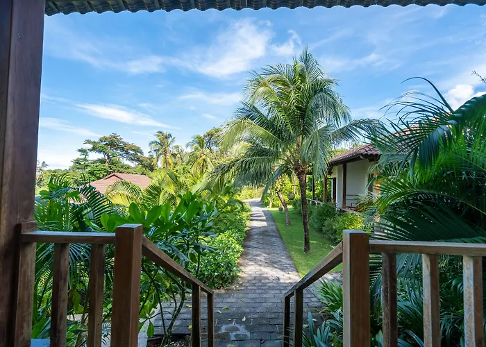 Camia Resort & Spa
