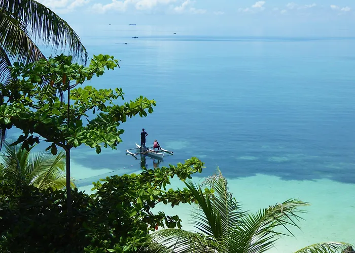 Island View Beachfront Resort