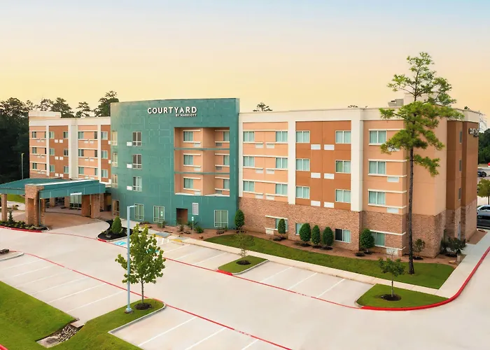 Courtyard By Marriott Houston City Place