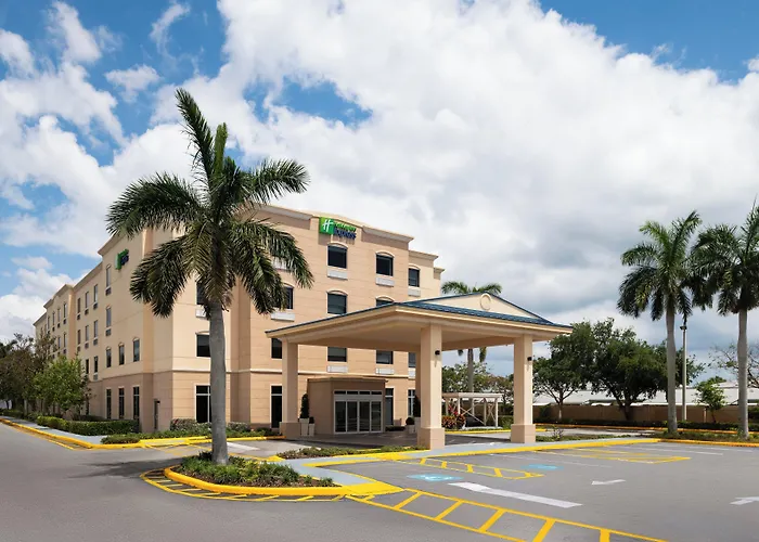 Holiday Inn Express & Suites Boynton Beach West By Ihg