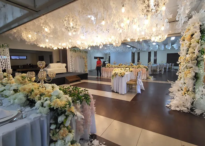 Bakasyunan Resort And Conference Center - Zambales