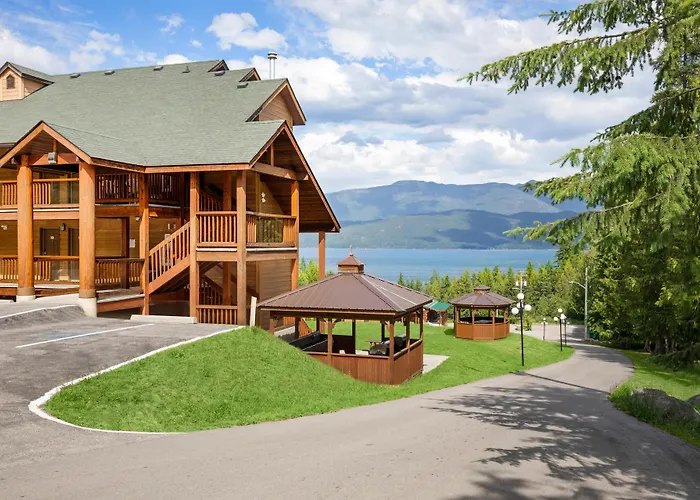 Kootenay Lakeview Resort BW Signature Collection