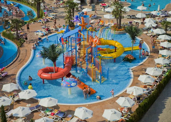 Dit Evrika Beach Club Hotel