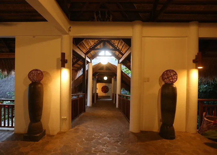 Amun Ini Beach Resort & Spa