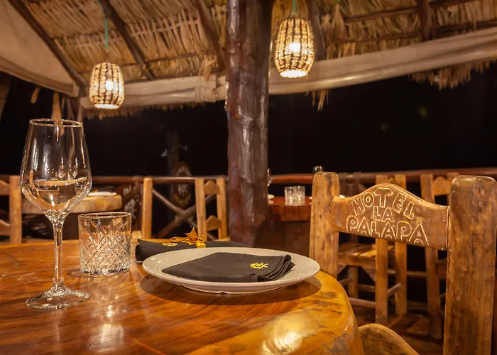 Beachfront Hotel La Palapa - Adults Only