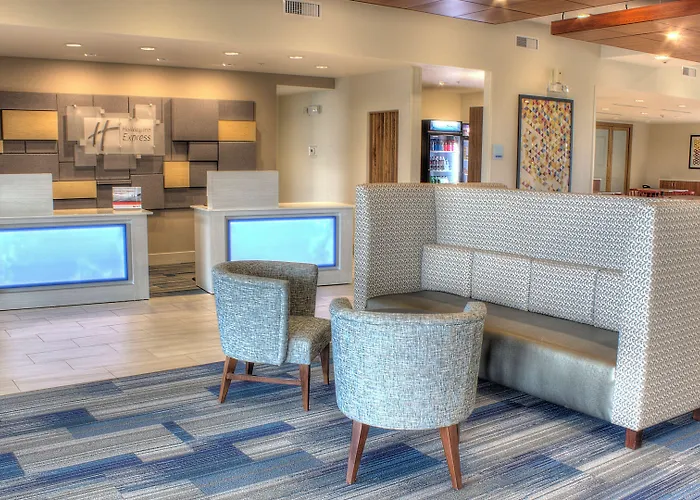 Holiday Inn Express Spencer By Ihg