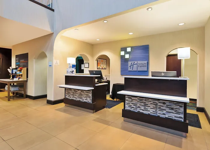 Holiday Inn Express & Suites Southport - Oak Island Area By Ihg