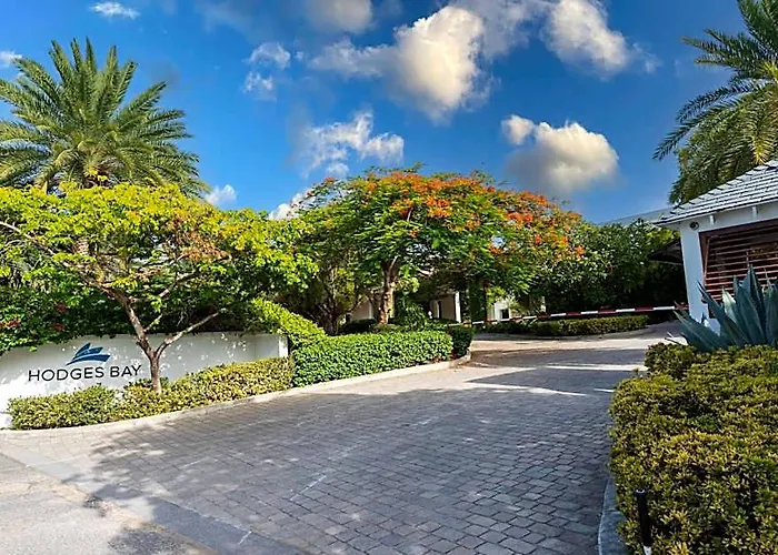 Hodges Bay Resort & Spa, An Hq Luxury Resort & Residences