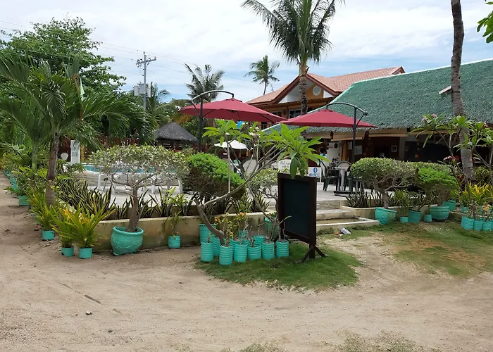 Slam'S Garden Dive Resort