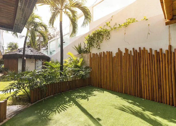 Coral Plaza Apart Hotel