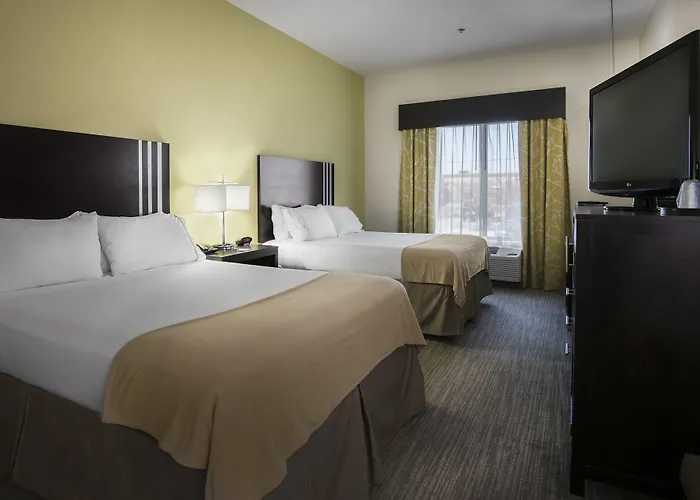 Holiday Inn Express Conway By Ihg