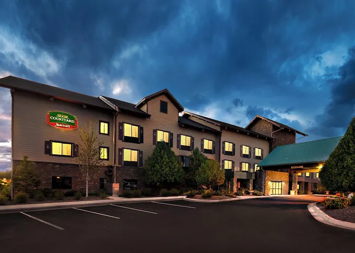 Courtyard By Marriott Flagstaff