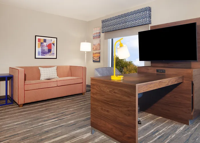 Hampton Inn & Suites Cleveland-Mentor
