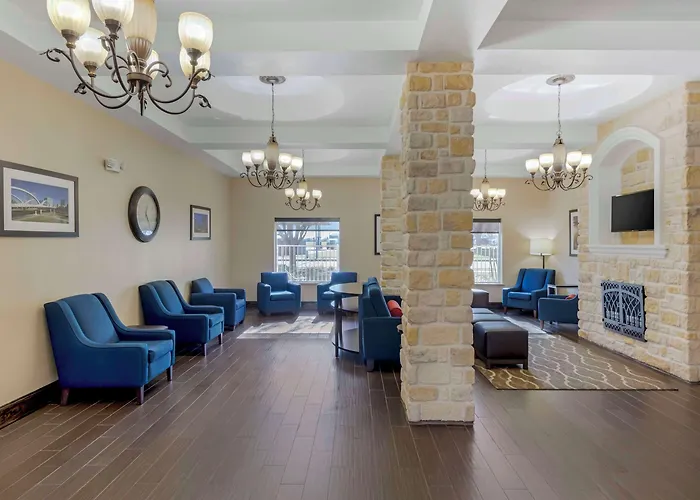 Comfort Suites Benbrook - Fort Worth Southwest