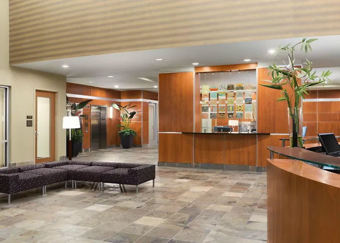 Holiday Inn Hotel & Suites Gateway By Ihg