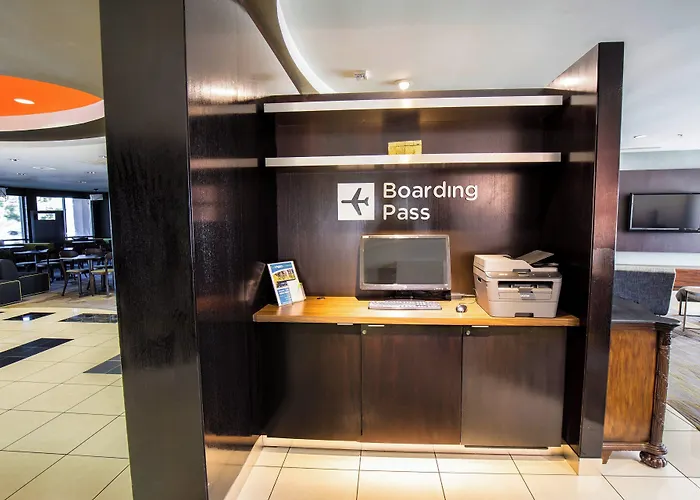 Courtyard By Marriott Merced